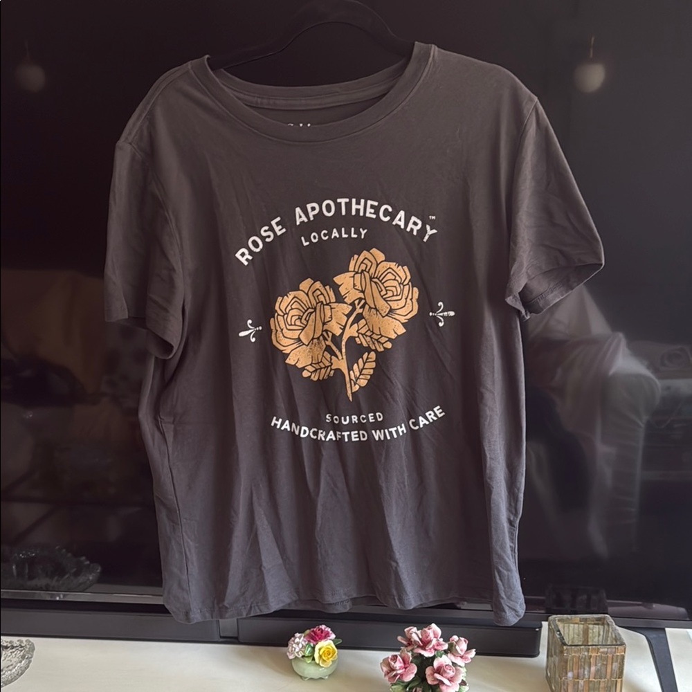 Gray Rose Apothecary Graphic T-Shirt